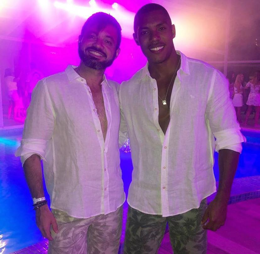 Edgar Souza e Max Souza: Max é modelo, casado com Edgar, que é prefeito de Lins, em São Paulo, e sonha em ser Mister Brasil. Crédito: Reprodução/Instagram @maxsouza92