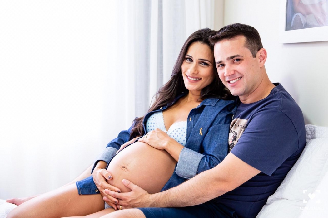 Miguel fez cursos para estar preparado para acompanhar o parto de sua mulher, Joice. Crédito: Aline Valadares