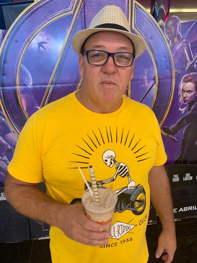O empresário Charles Stocco viajou de Itamaraju (BA) para assistir a