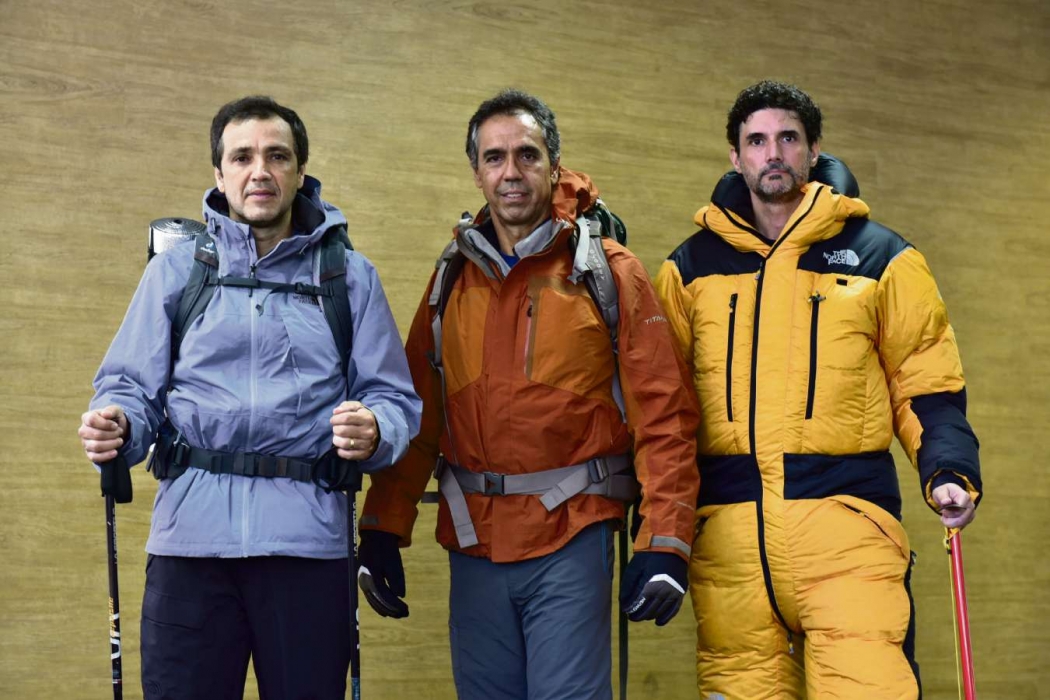 Giuliano Martins, César Saad e Juarez Soares fizeram a Expedição Everest. Crédito: Marcelo Prest