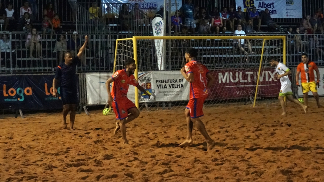 Vila Velha x Marechal Floriano pelo Estadual de Futebol de Areia. Crédito: FEBSES/Divulgação