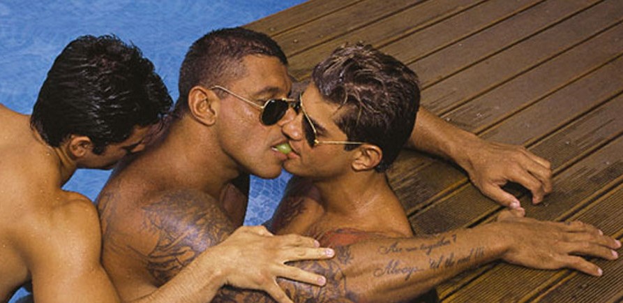 O ex-ator pornô e deputado federal Alexandre Frota em ensaio gay para a revista G Magazine. Crédito: G Magazine/Reprodução