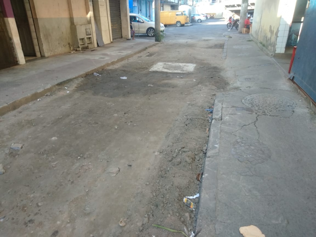Rua onde a obra estava sendo realizada . Crédito: Caique Verli