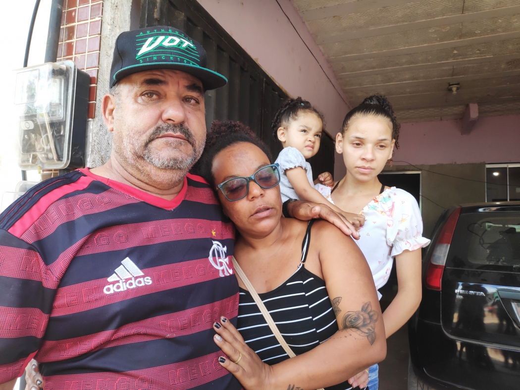 Pedreiro e família moravam no bairro há 10 anos. Crédito: Isaac Ribeiro