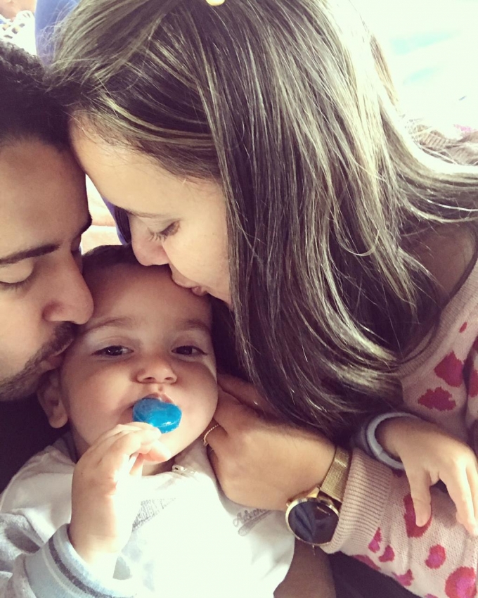 Ulysses ao lado do filho e da esposa, que também estavam no clube. Crédito: Acervo Pessoal