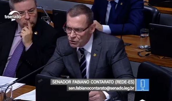 Senador Fabiano Contarato em sabatina na CCJ. Crédito: Reprodução/TV Senado