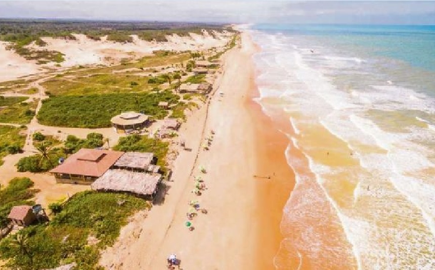 Óleo no ES: manchas chegam à praia de Itaúnas, diz Marinha ...